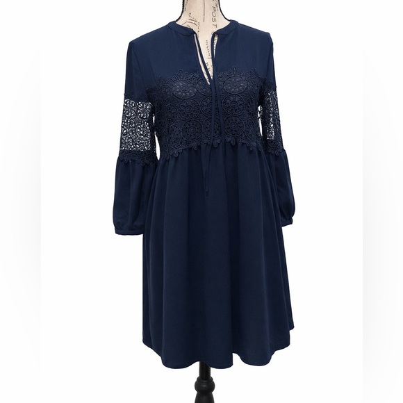 Forever 21 NWT Navy Long Sleeve Lace Dress - Picture 3 of 8